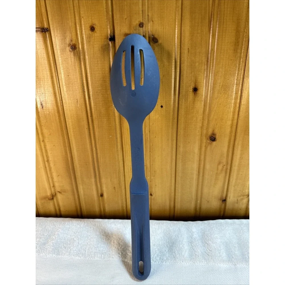 Pampered Chef Blue Nylon Slotted Serving Spoon 13